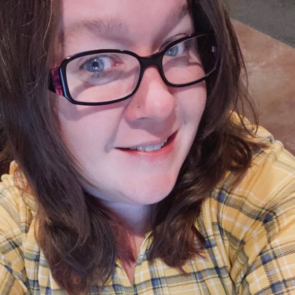 Meet your Posher, Katelyn - Picture 1 of 1